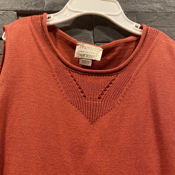 Transit Top - Picture 2 of 3